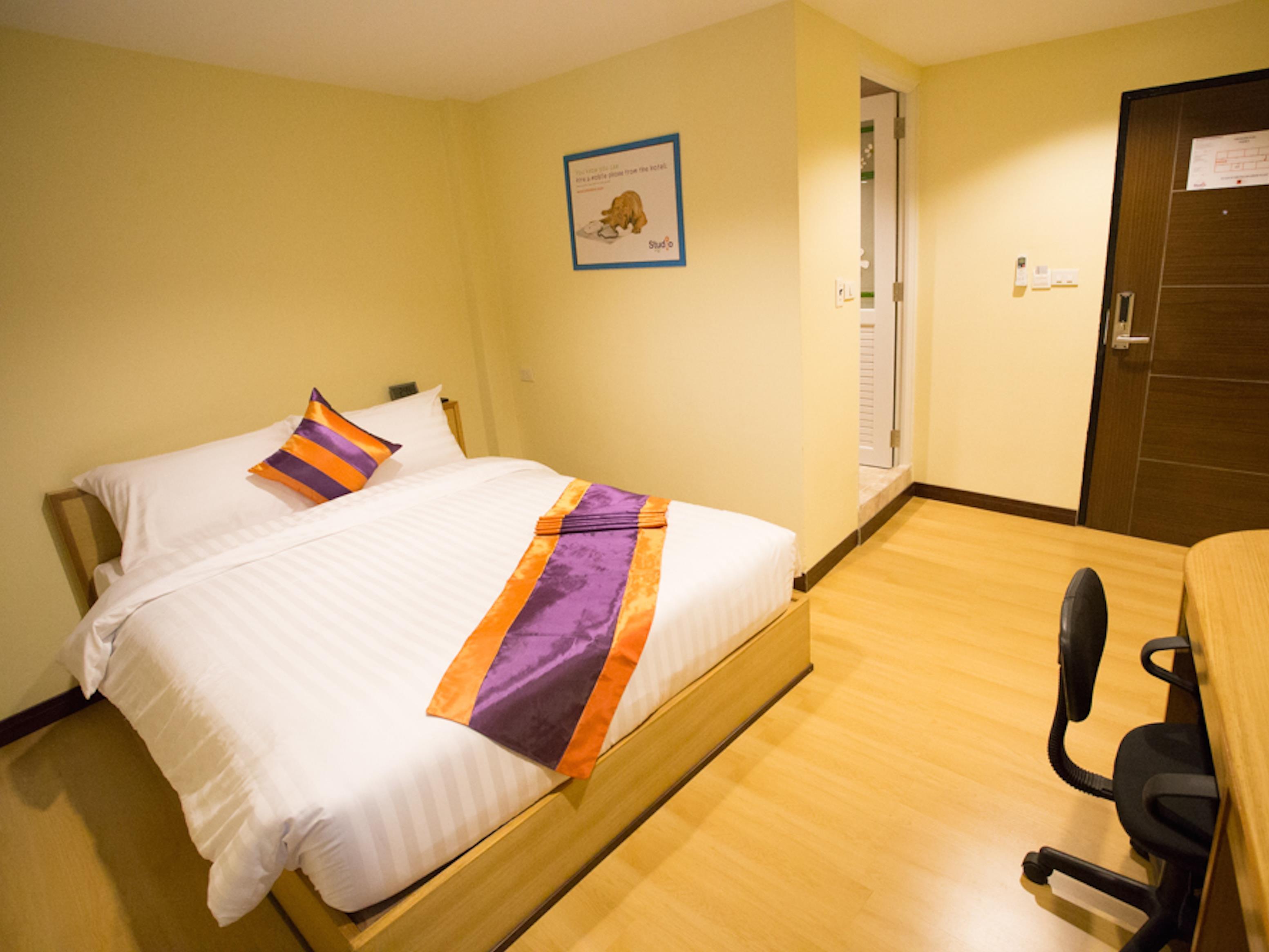 Studio Central Pattaya by iCheck inn Thailand FAQ 2016, What facilities are there in Studio Central Pattaya by iCheck inn Thailand 2016, What Languages Spoken are Supported in Studio Central Pattaya by iCheck inn Thailand 2016, Which payment cards are accepted in Studio Central Pattaya by iCheck inn Thailand , Thailand Studio Central Pattaya by iCheck inn room facilities and services Q&A 2016, Thailand Studio Central Pattaya by iCheck inn online booking services 2016, Thailand Studio Central Pattaya by iCheck inn address 2016, Thailand Studio Central Pattaya by iCheck inn telephone number 2016,Thailand Studio Central Pattaya by iCheck inn map 2016, Thailand Studio Central Pattaya by iCheck inn traffic guide 2016, how to go Thailand Studio Central Pattaya by iCheck inn, Thailand Studio Central Pattaya by iCheck inn booking online 2016, Thailand Studio Central Pattaya by iCheck inn room types 2016.