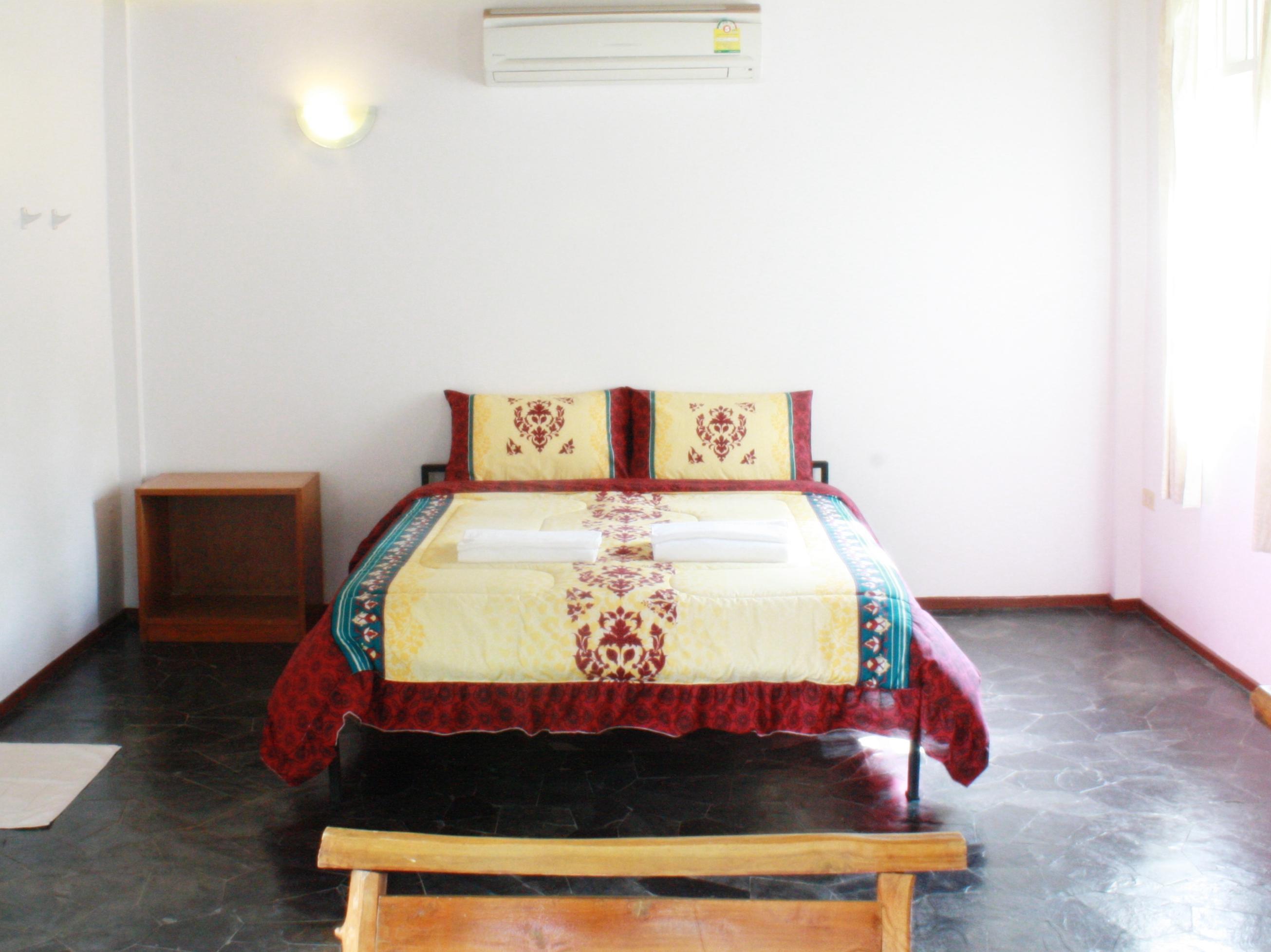 Standard Room - Breakfast included