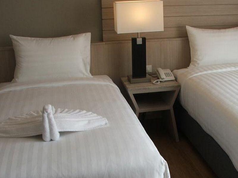 Deluxe Twin - Free WiFi access - Breakfast included