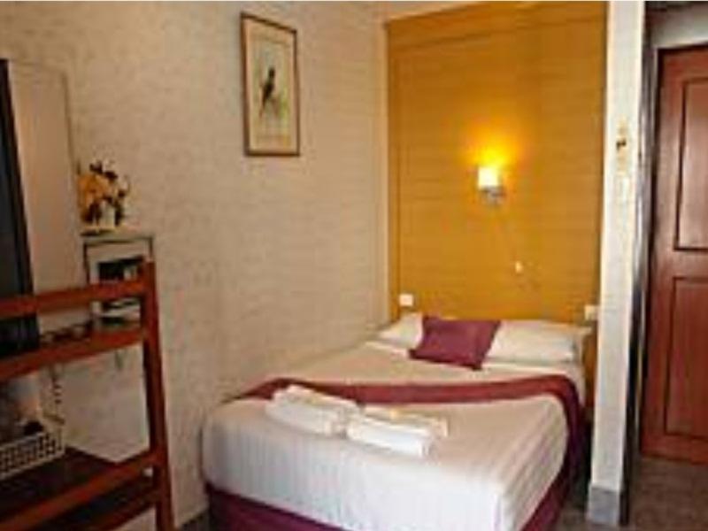 Room C - Free WiFi access