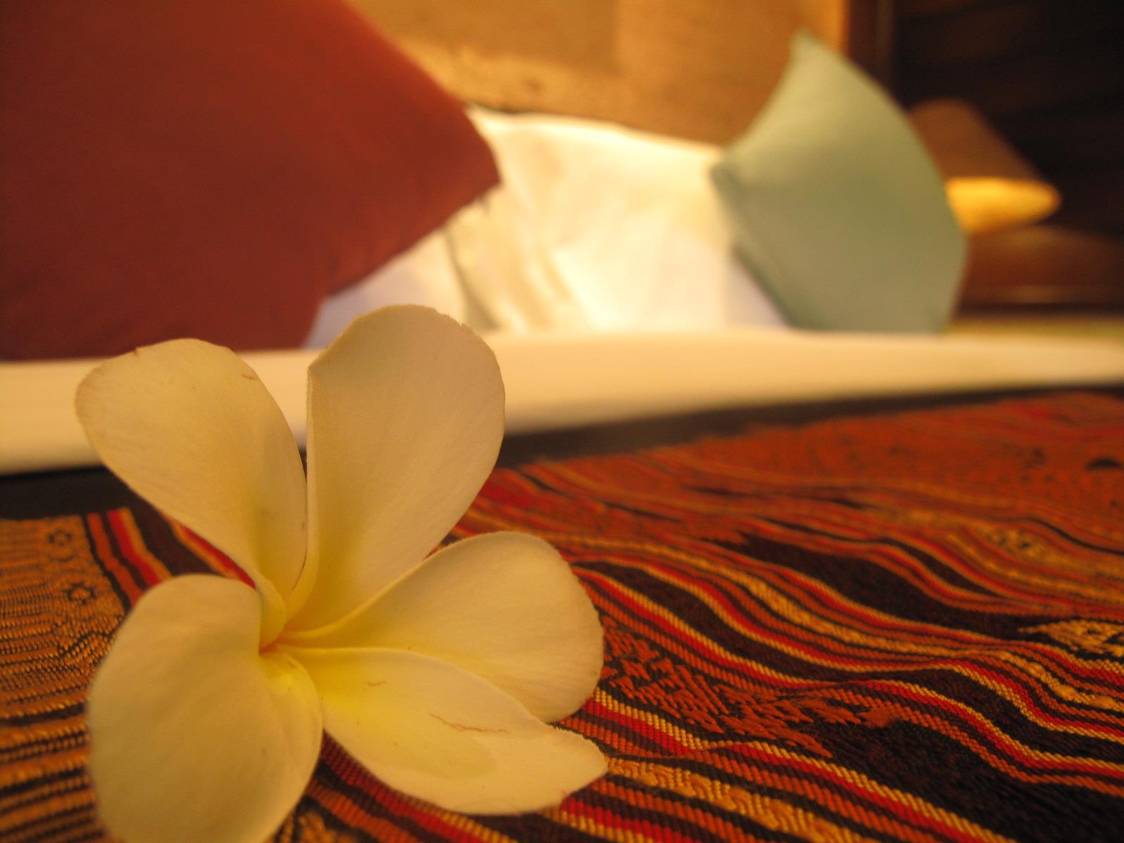 Deluxe Double Bed - Free WiFi access - Breakfast included
