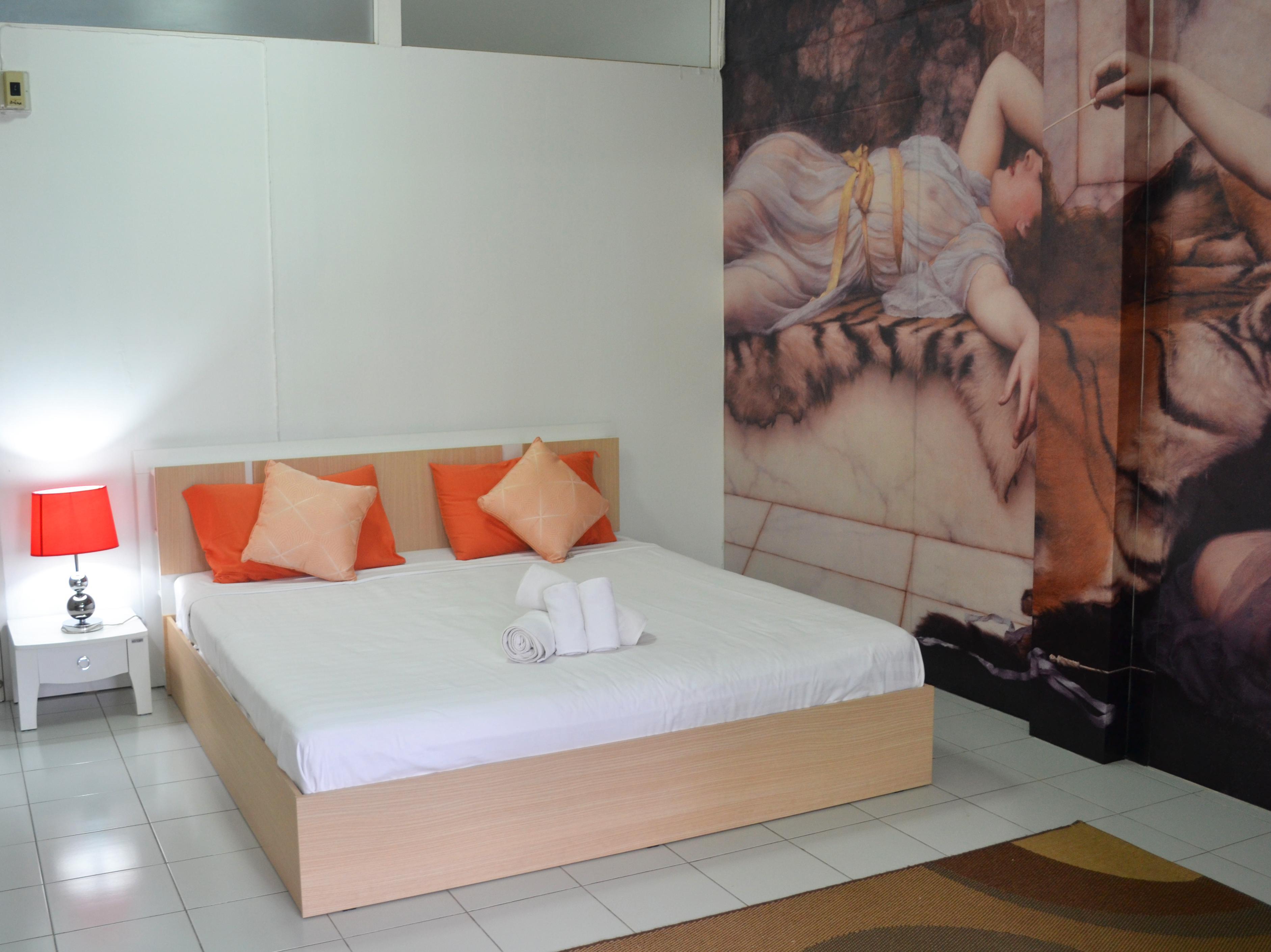 Standard Apartment Double Bed Large Room - Free WiFi access