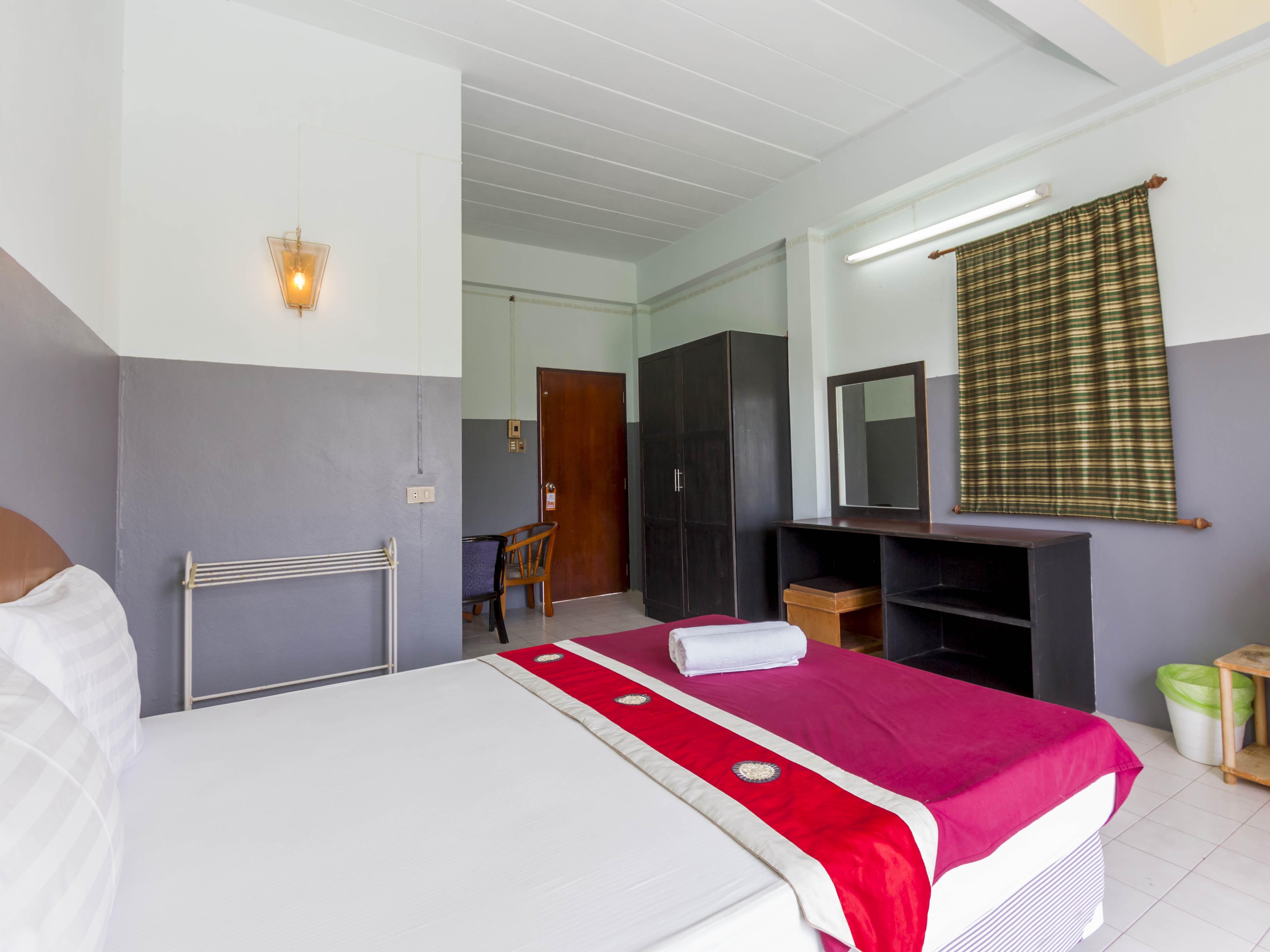 Standard with balcony - Best price guarantee