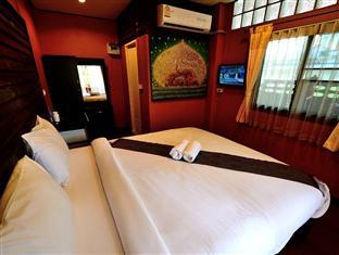 Double bed room/Air condition - Breakfast included