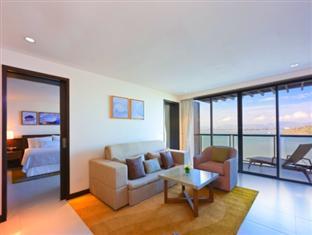 Discovery Suite With Breakfast - Best price guarantee