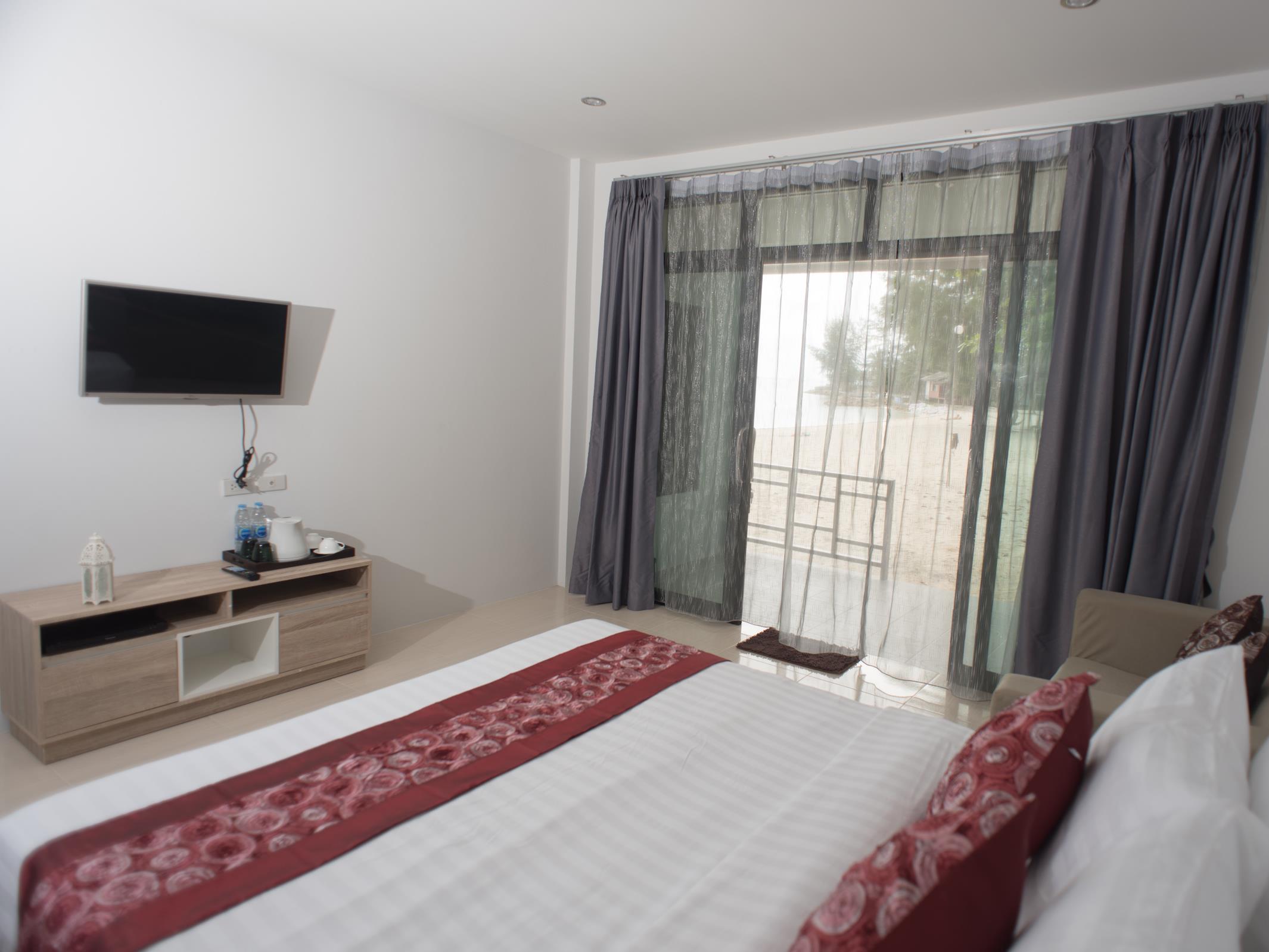 Superior Beach Front - Best price guarantee