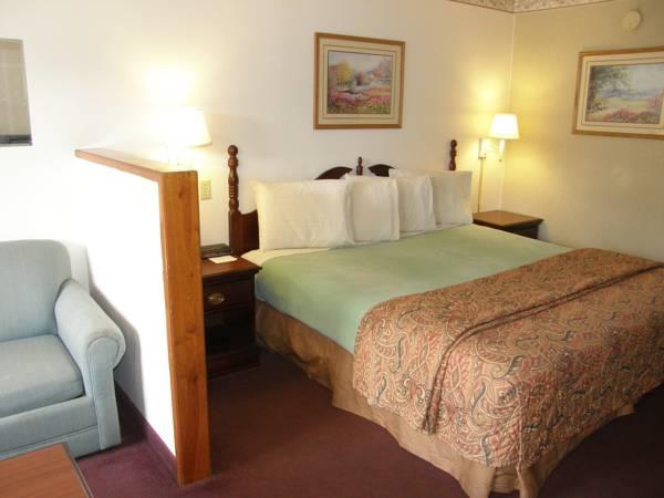 1 King Bed Jacuzzi Suite Non-Smoking - Best price guarantee