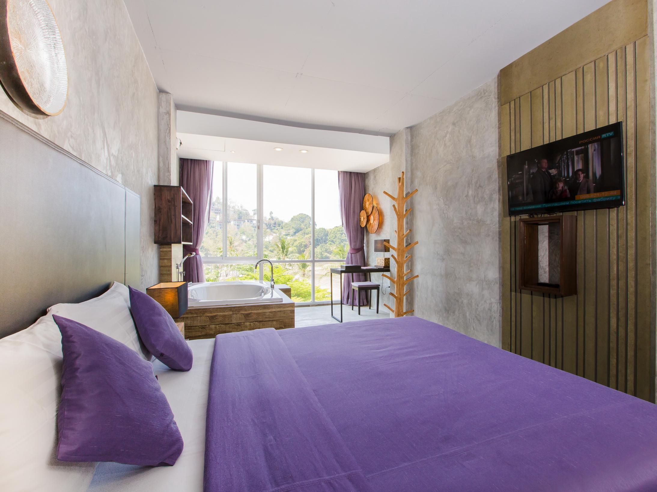 Superior King Room with Sea View - Free WiFi access