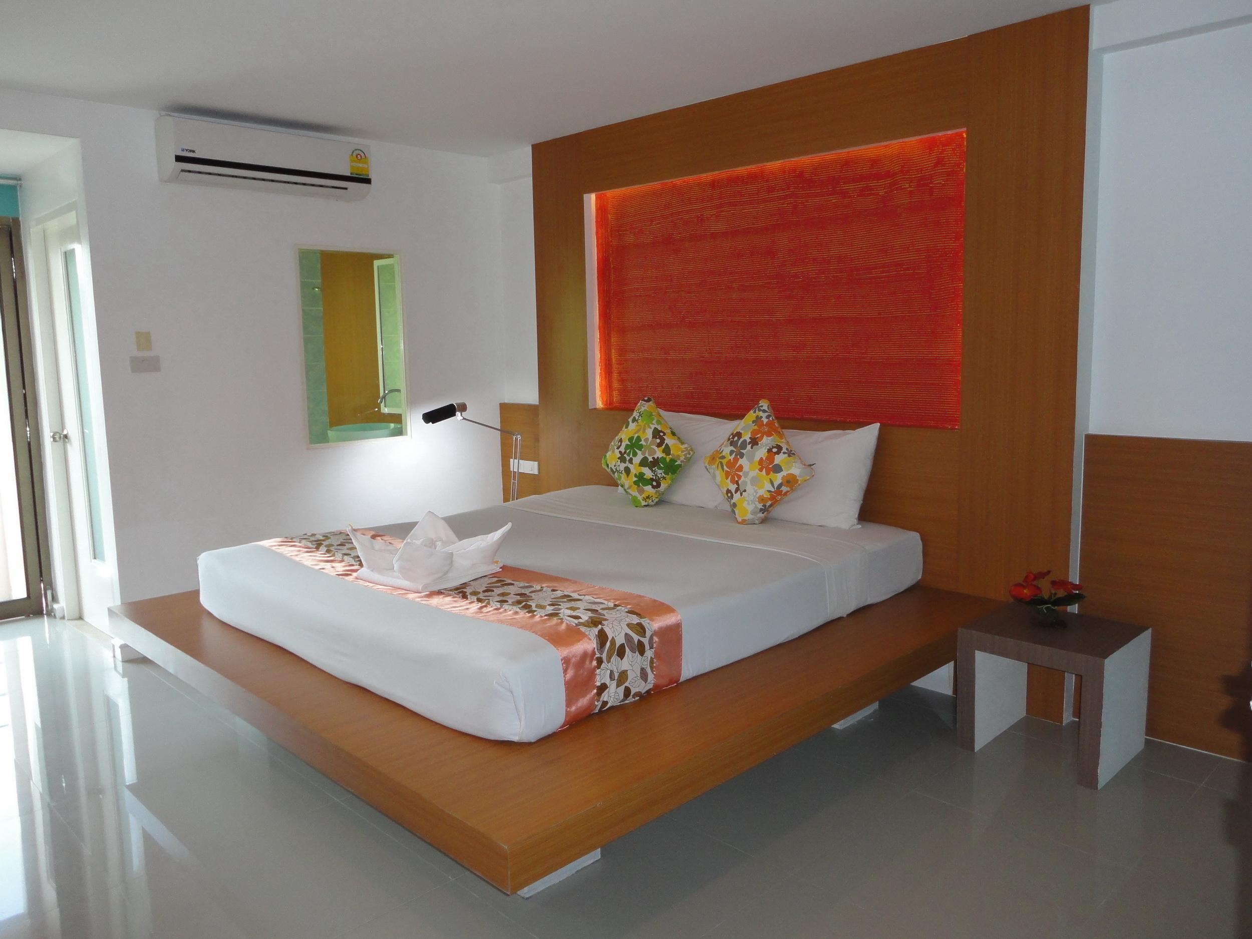 Deluxe Room Only - Free WiFi access