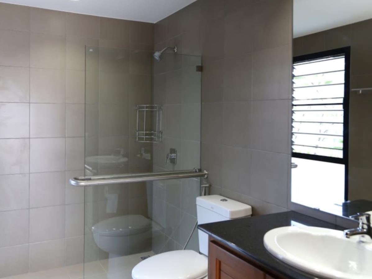 4 Bedroom Villa - Free WiFi access - Breakfast included