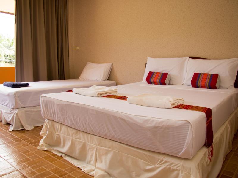 Triple Room - Best price guarantee