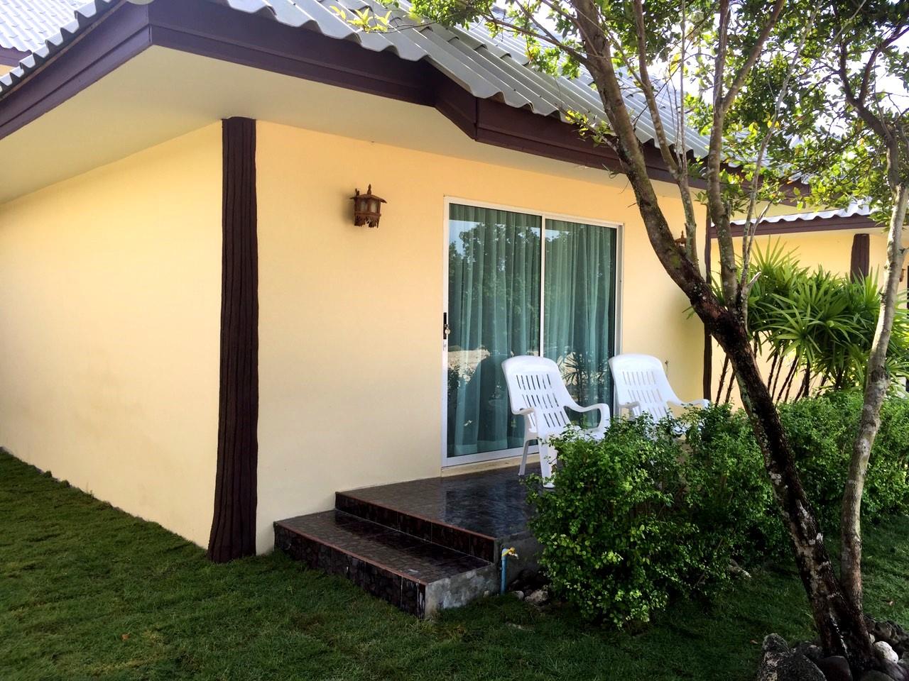 Beachfront Deluxe Cottage - Free WiFi access - Breakfast included