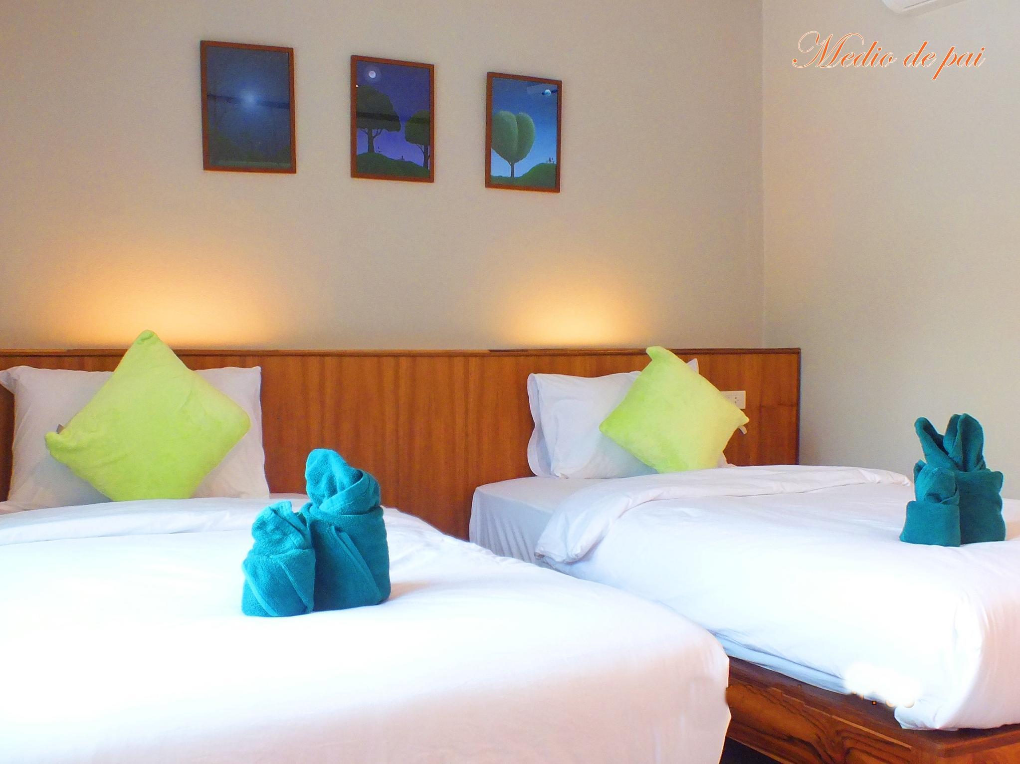 Twin Deluxe Pool View Hotel Deal - Free WiFi access