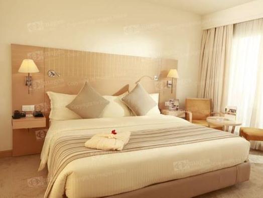 Double Room - Breakfast included