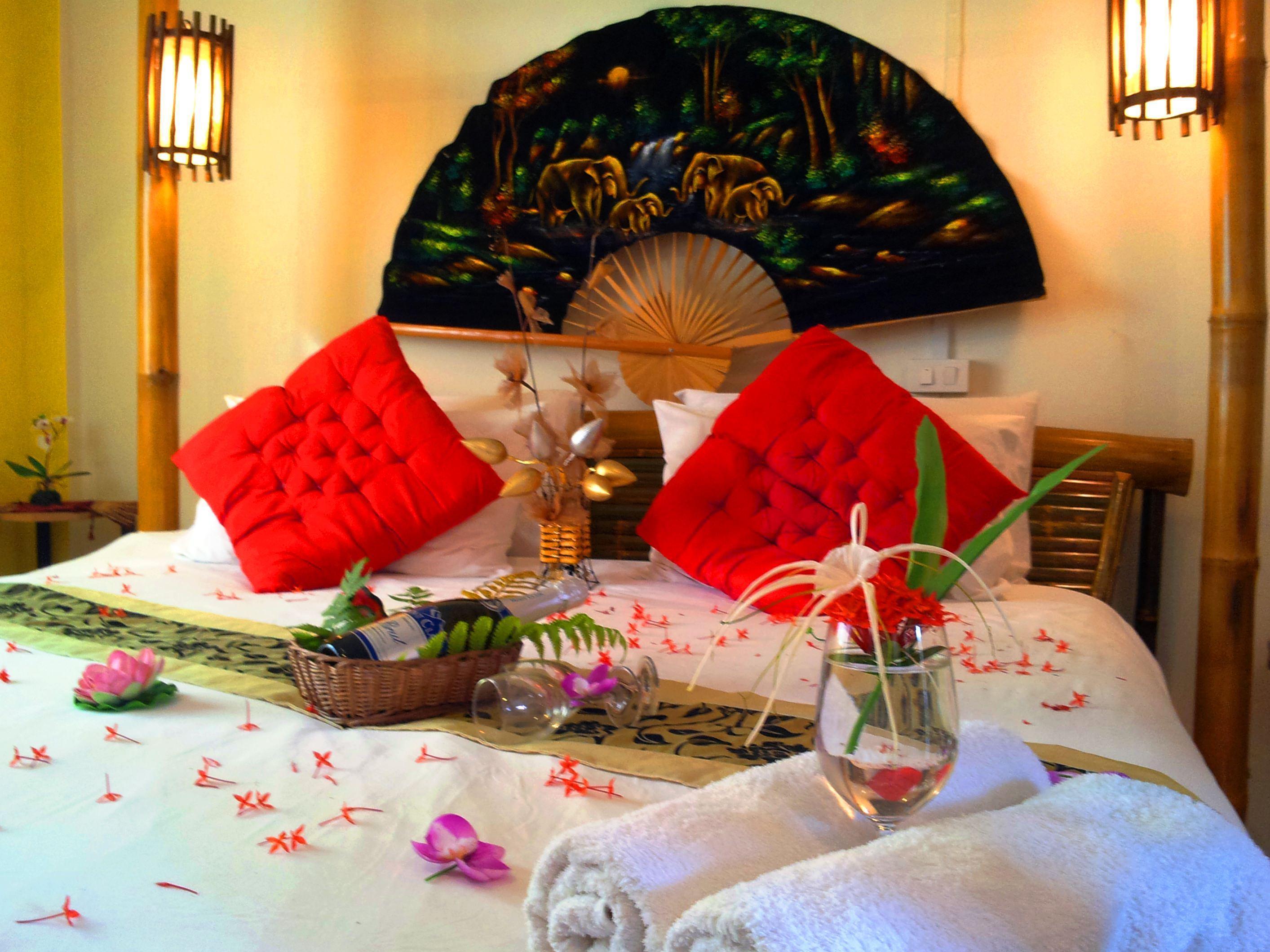 Oasis Two Bedroom Suite - Free WiFi access - Breakfast included