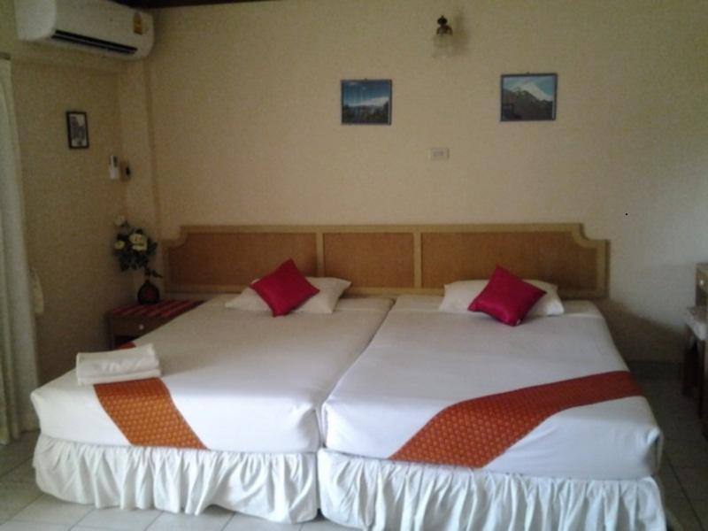 Deluxe Twin Bed - Best price guarantee