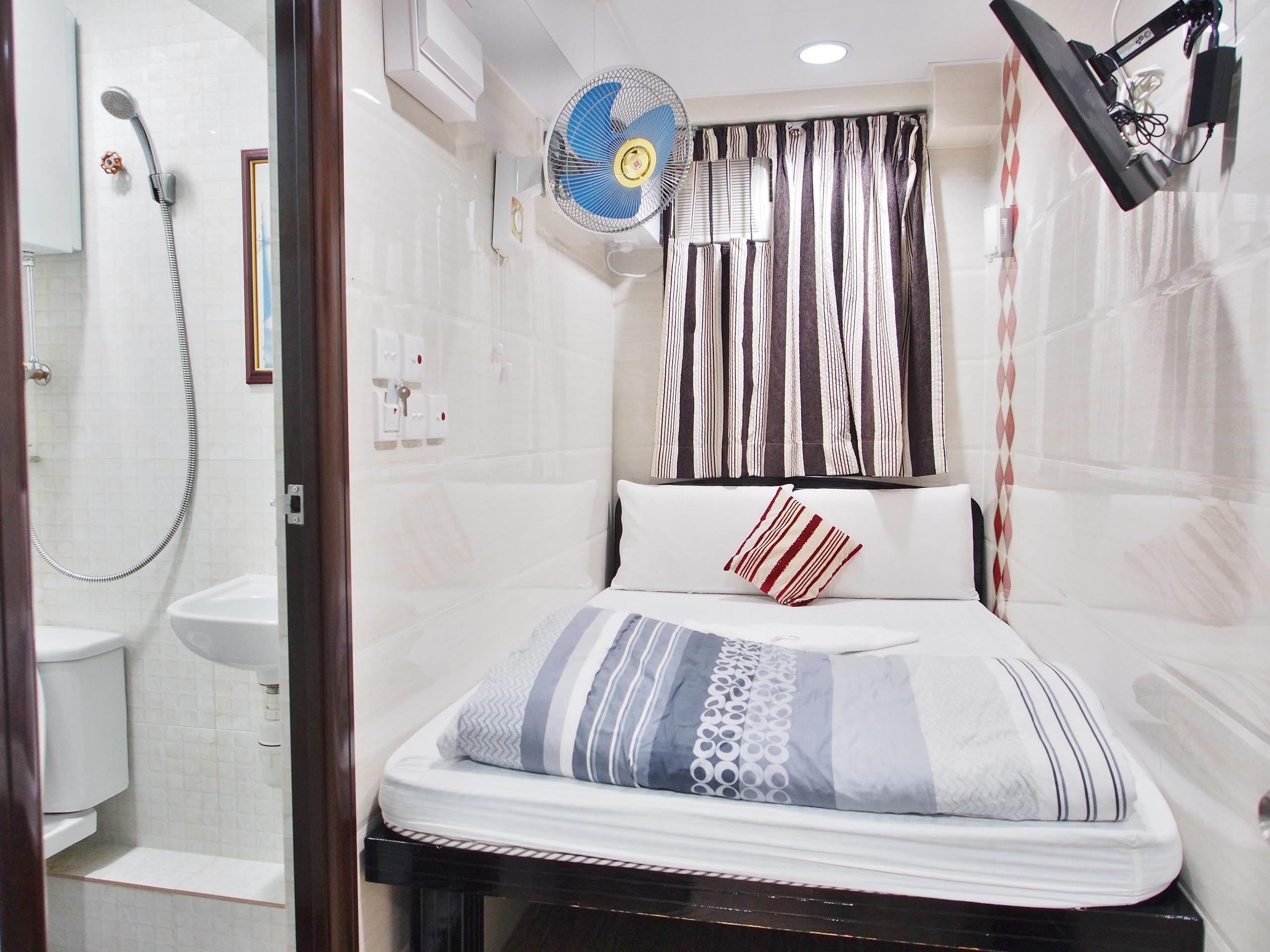 Double Room Ensuite - Free WiFi access