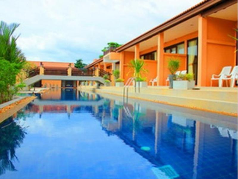 Deluxe Pool Access with Breakfast - Breakfast included