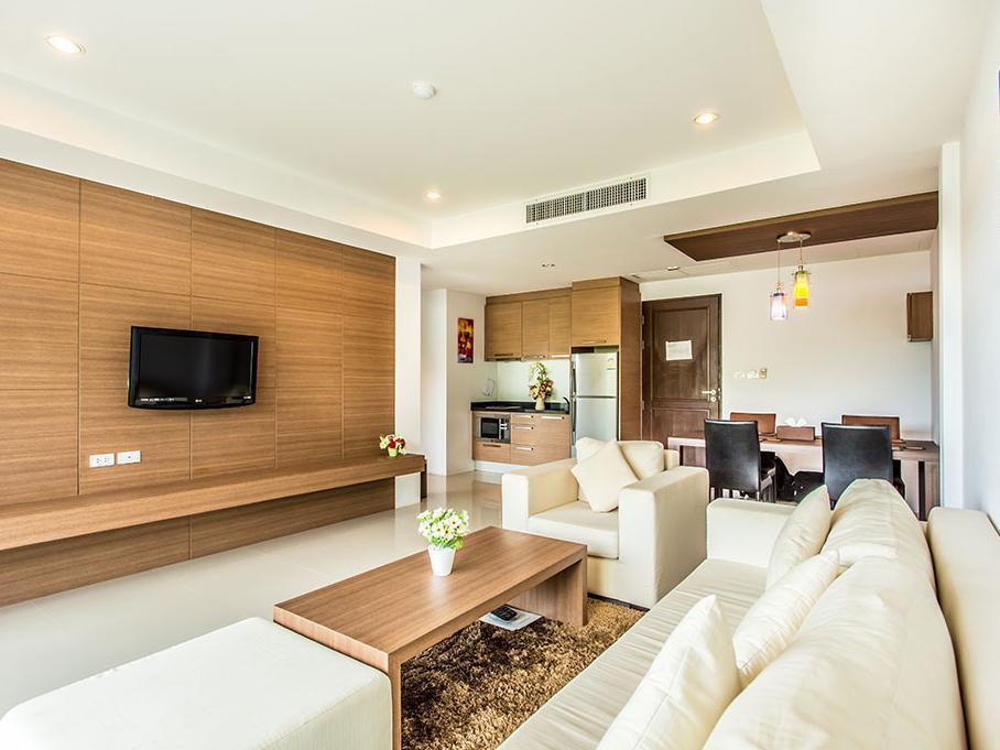 1 Bedroom Deluxe Suite With Breakfast - Free WiFi access - Breakfast included