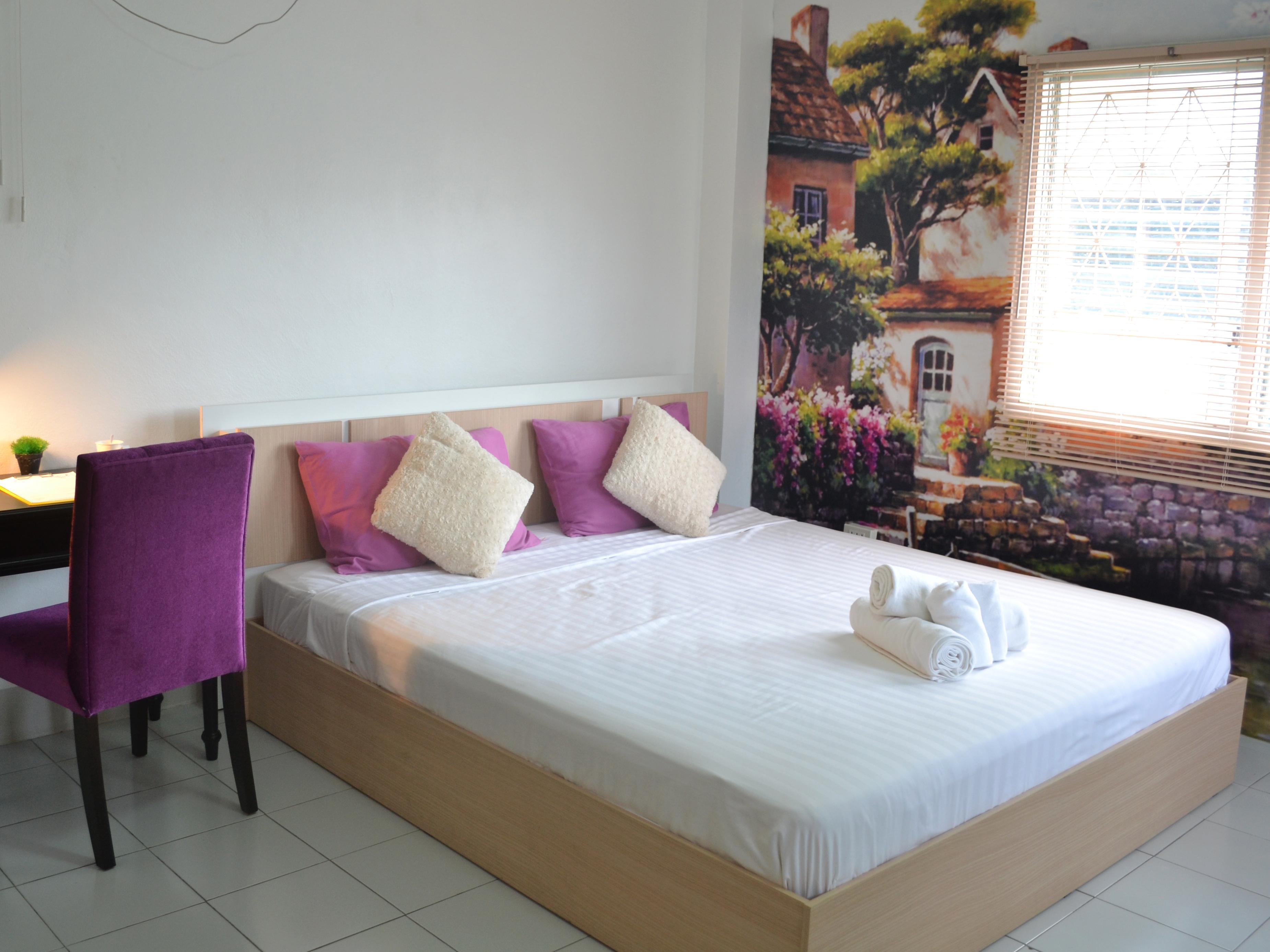 Standard Apartment Double Bed Medium Room - Free WiFi access