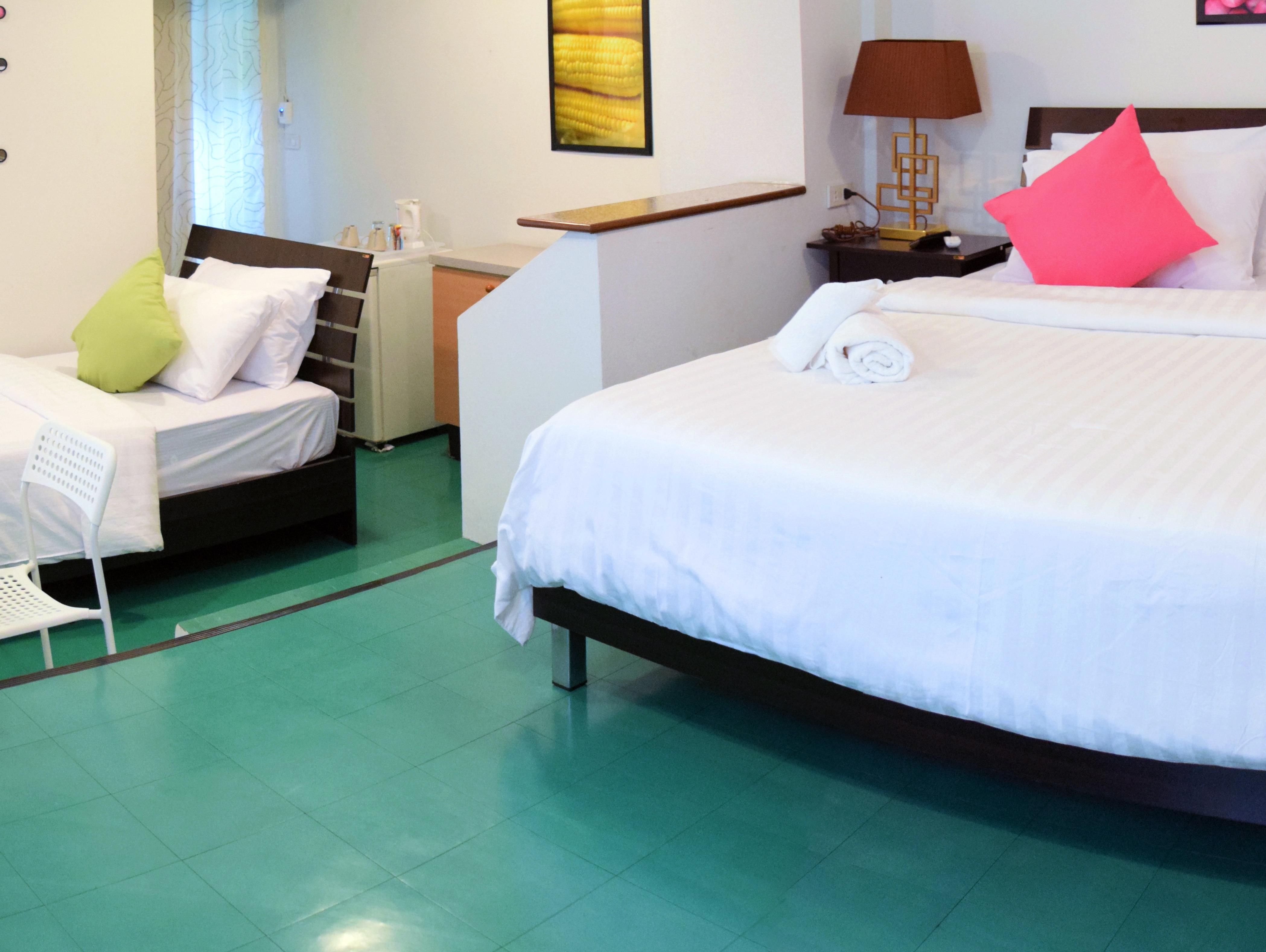 Deluxe Room - Breakfast included