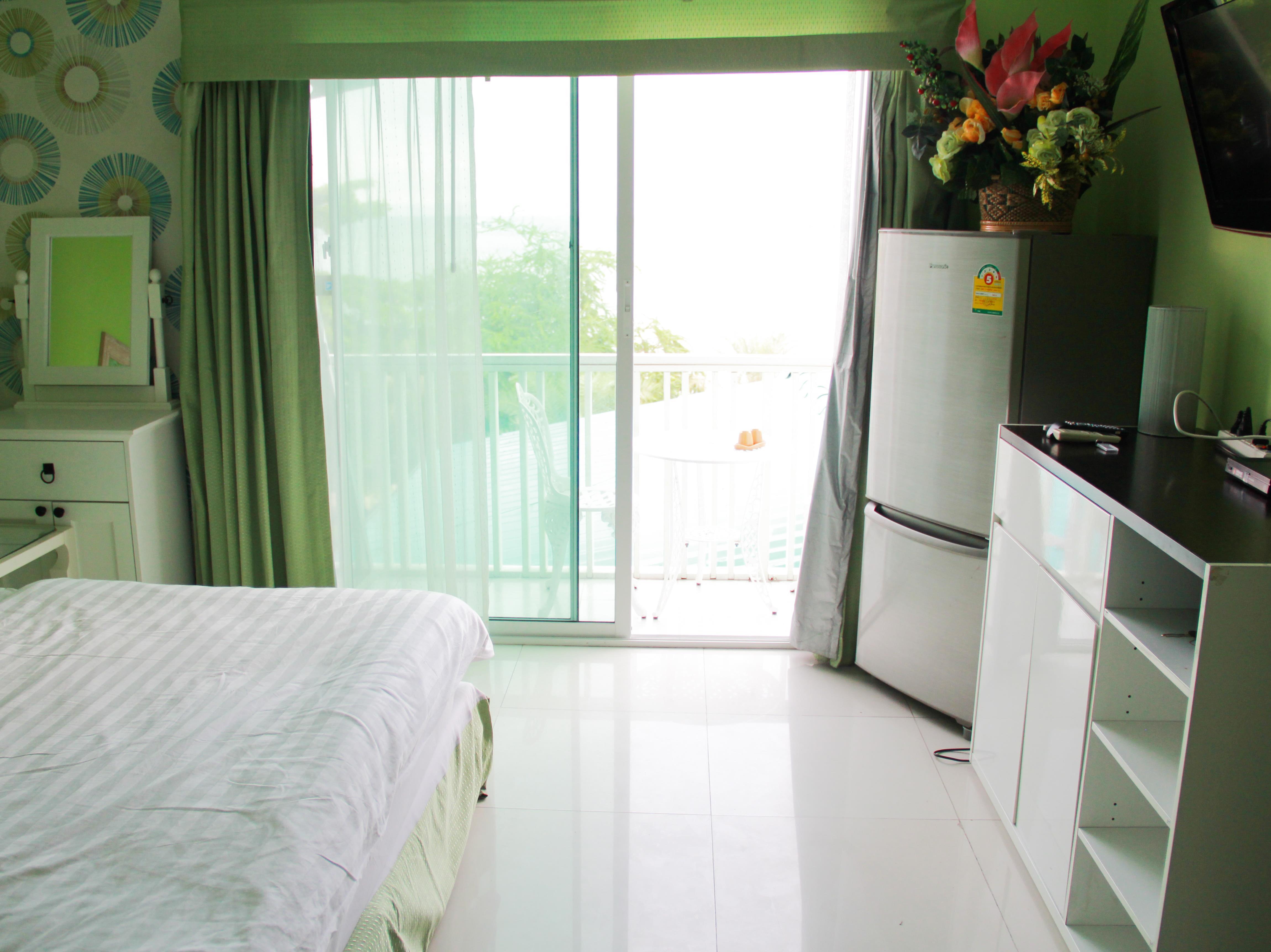Superior - Classic Room with breakfast - Free WiFi access - Breakfast included