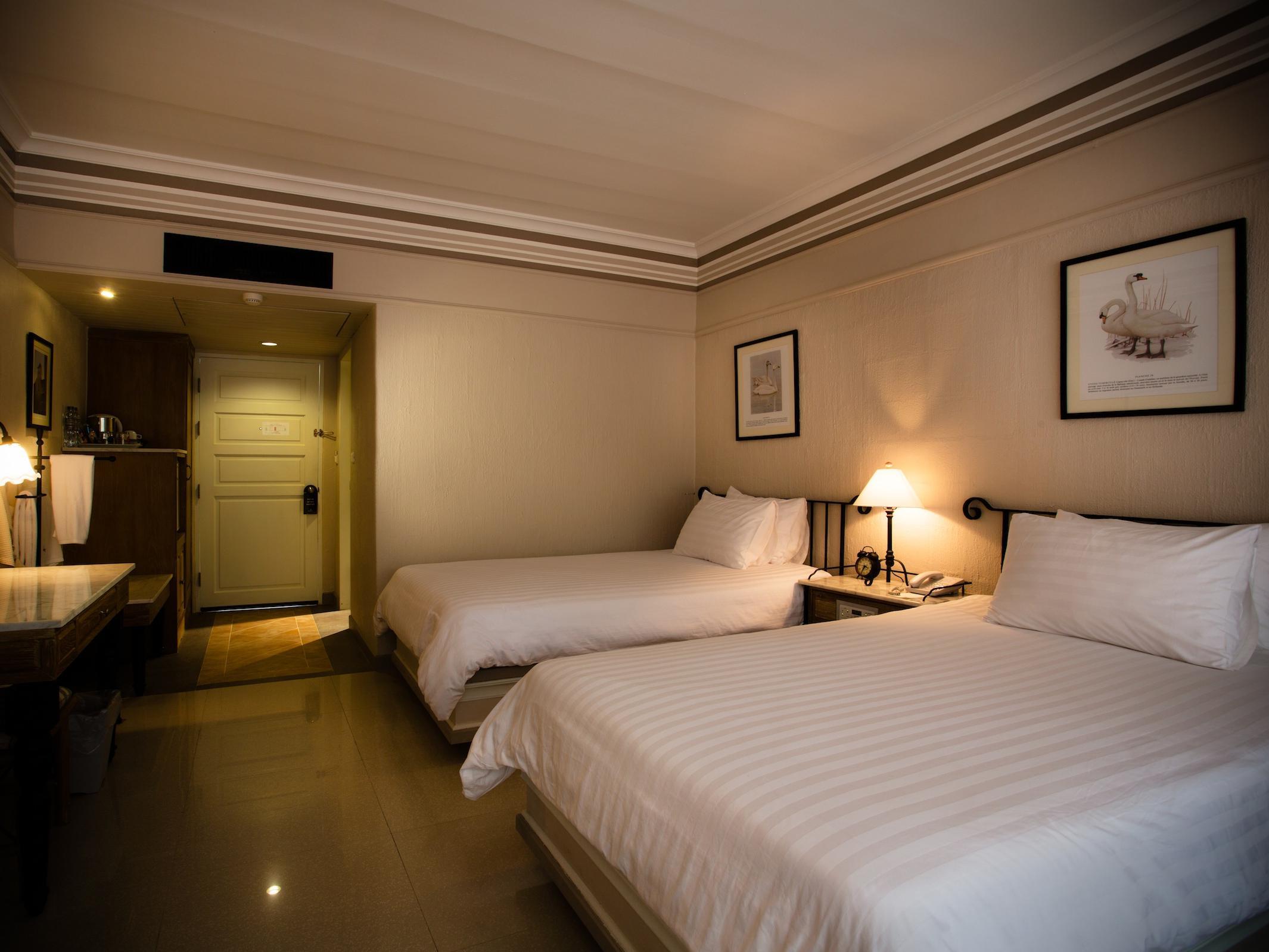 Standard Room - Free WiFi access - Breakfast included