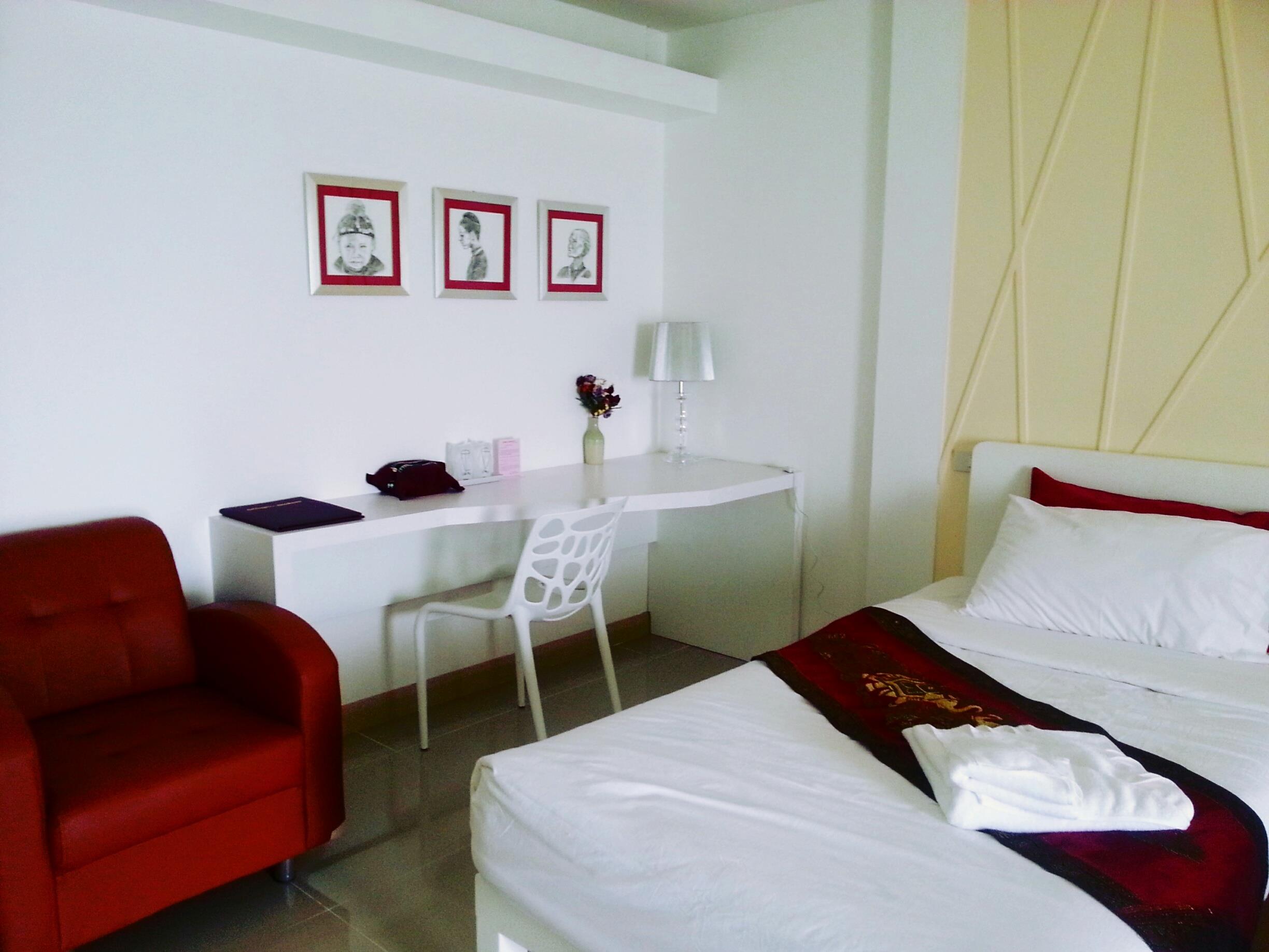 Deluxe - Free WiFi access - Breakfast included