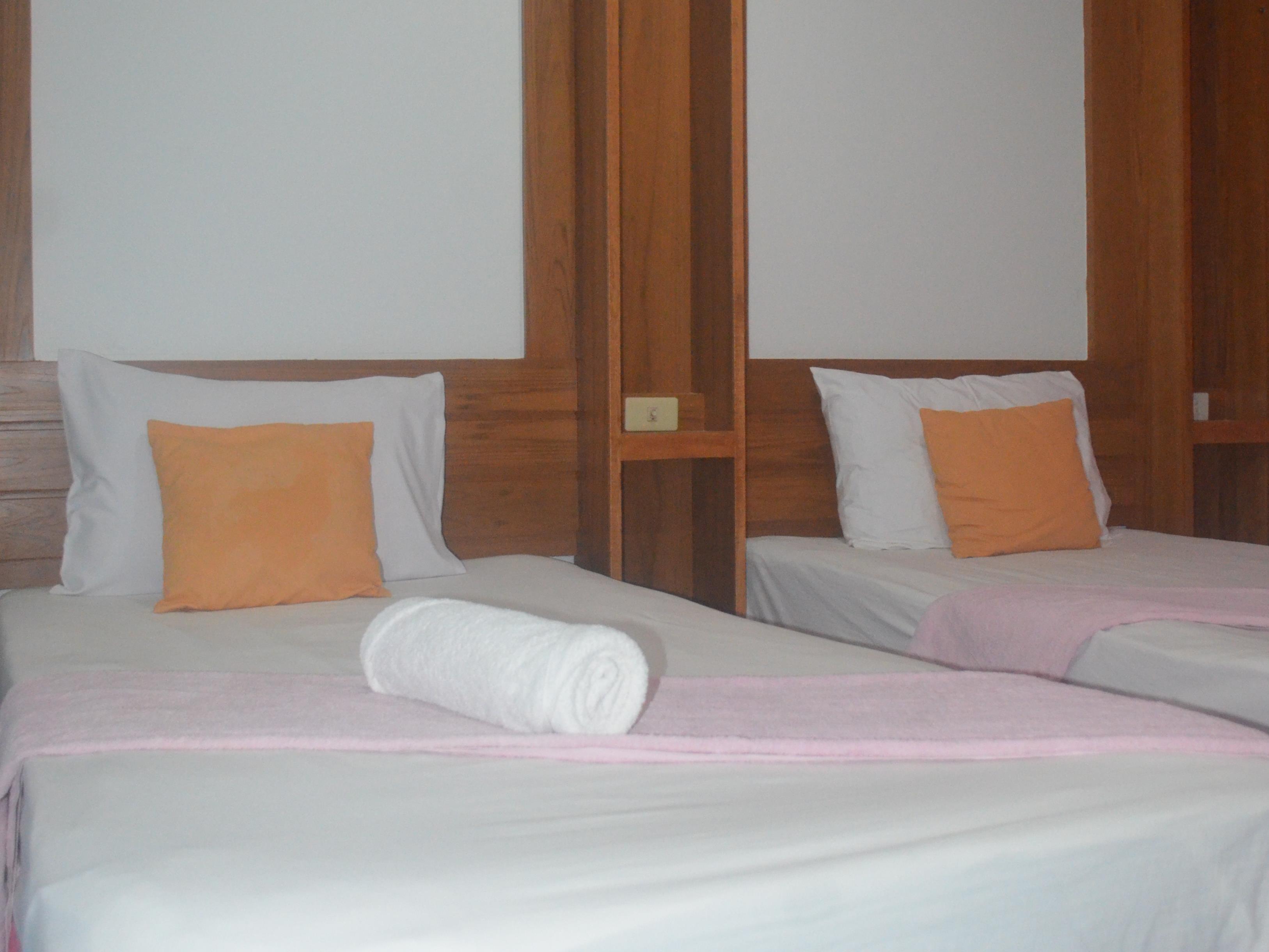 Standard Twin with Air Conditioning - Free WiFi access