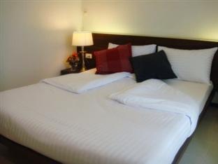 Le Ranong Bistro Hotel Thailand FAQ 2016, What facilities are there in Le Ranong Bistro Hotel Thailand 2016, What Languages Spoken are Supported in Le Ranong Bistro Hotel Thailand 2016, Which payment cards are accepted in Le Ranong Bistro Hotel Thailand , Thailand Le Ranong Bistro Hotel room facilities and services Q&A 2016, Thailand Le Ranong Bistro Hotel online booking services 2016, Thailand Le Ranong Bistro Hotel address 2016, Thailand Le Ranong Bistro Hotel telephone number 2016,Thailand Le Ranong Bistro Hotel map 2016, Thailand Le Ranong Bistro Hotel traffic guide 2016, how to go Thailand Le Ranong Bistro Hotel, Thailand Le Ranong Bistro Hotel booking online 2016, Thailand Le Ranong Bistro Hotel room types 2016.
