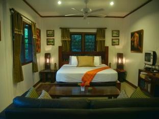 Bungalow with Garden View - Breakfast included