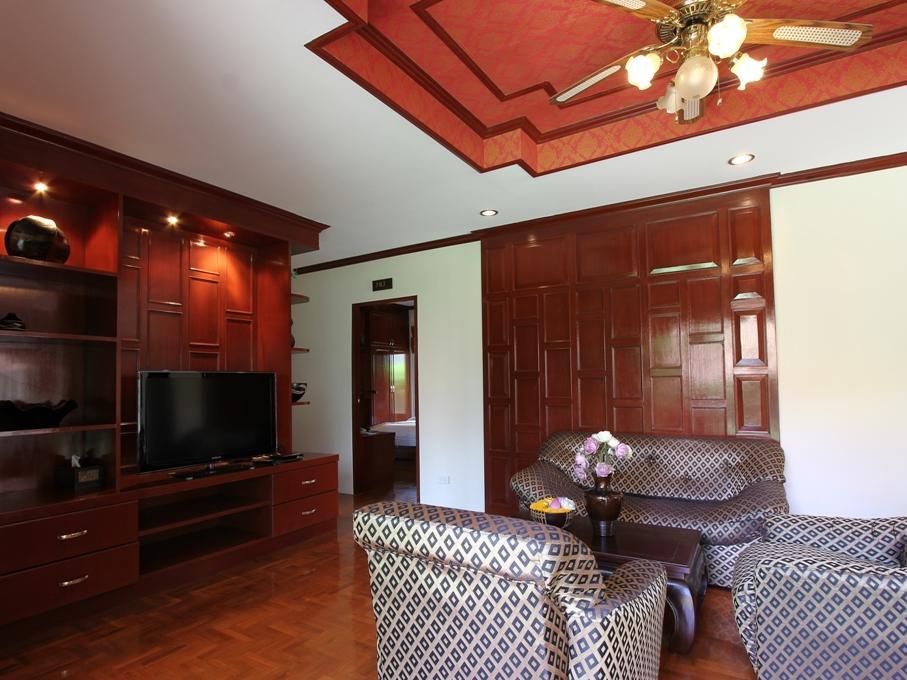 Family Villa - Free WiFi access - Breakfast included