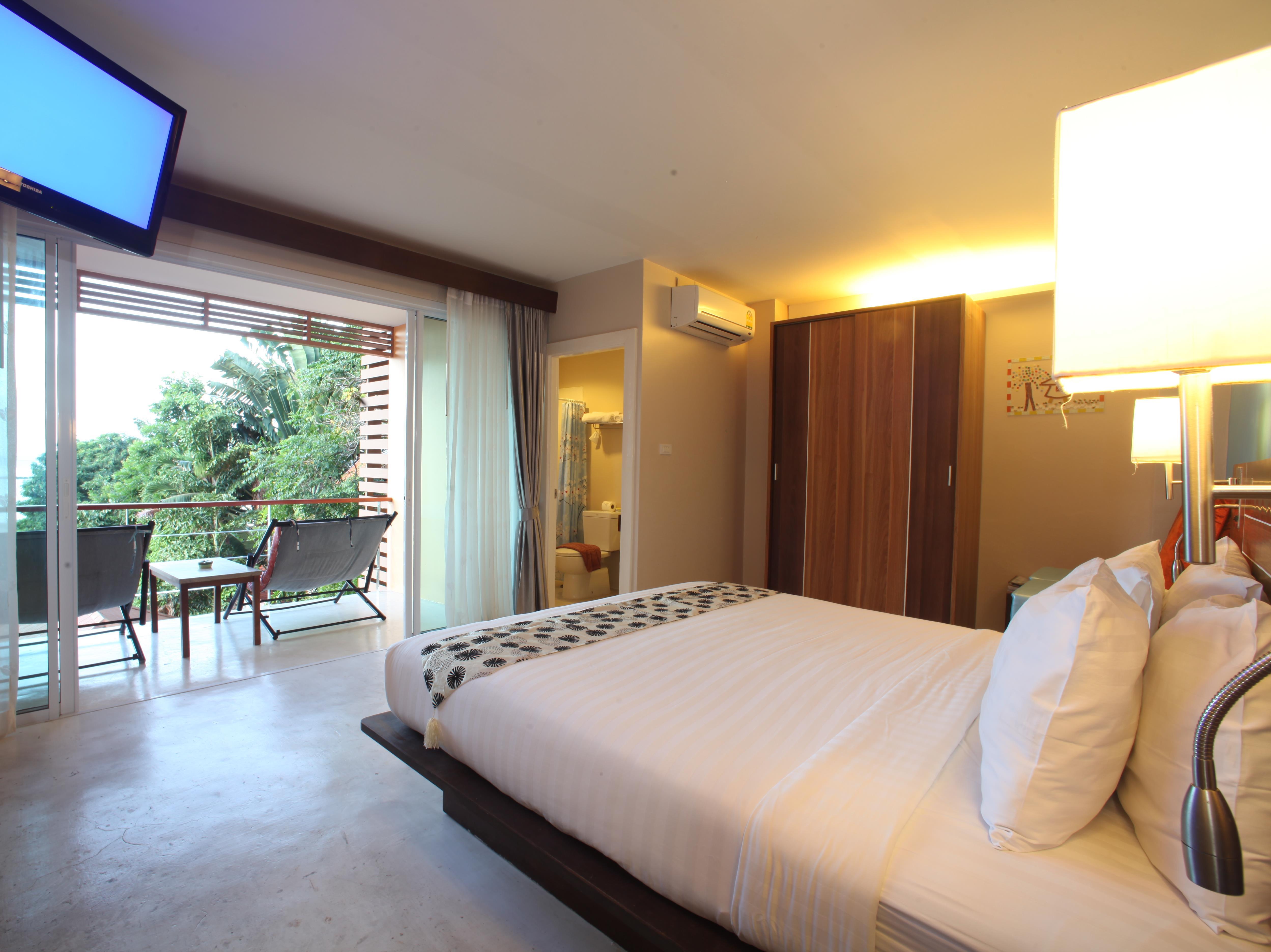 Superior Sea View King Bed - Free WiFi access - Breakfast included