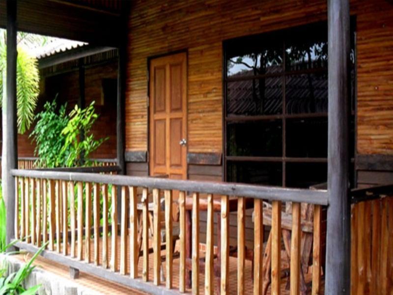 Deluxe Garden 4 person - Free WiFi access - Breakfast included