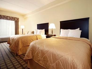 2 Queen Beds, No Smoking - Breakfast included