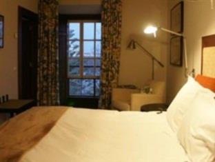 Standard room flash offer - Breakfast included