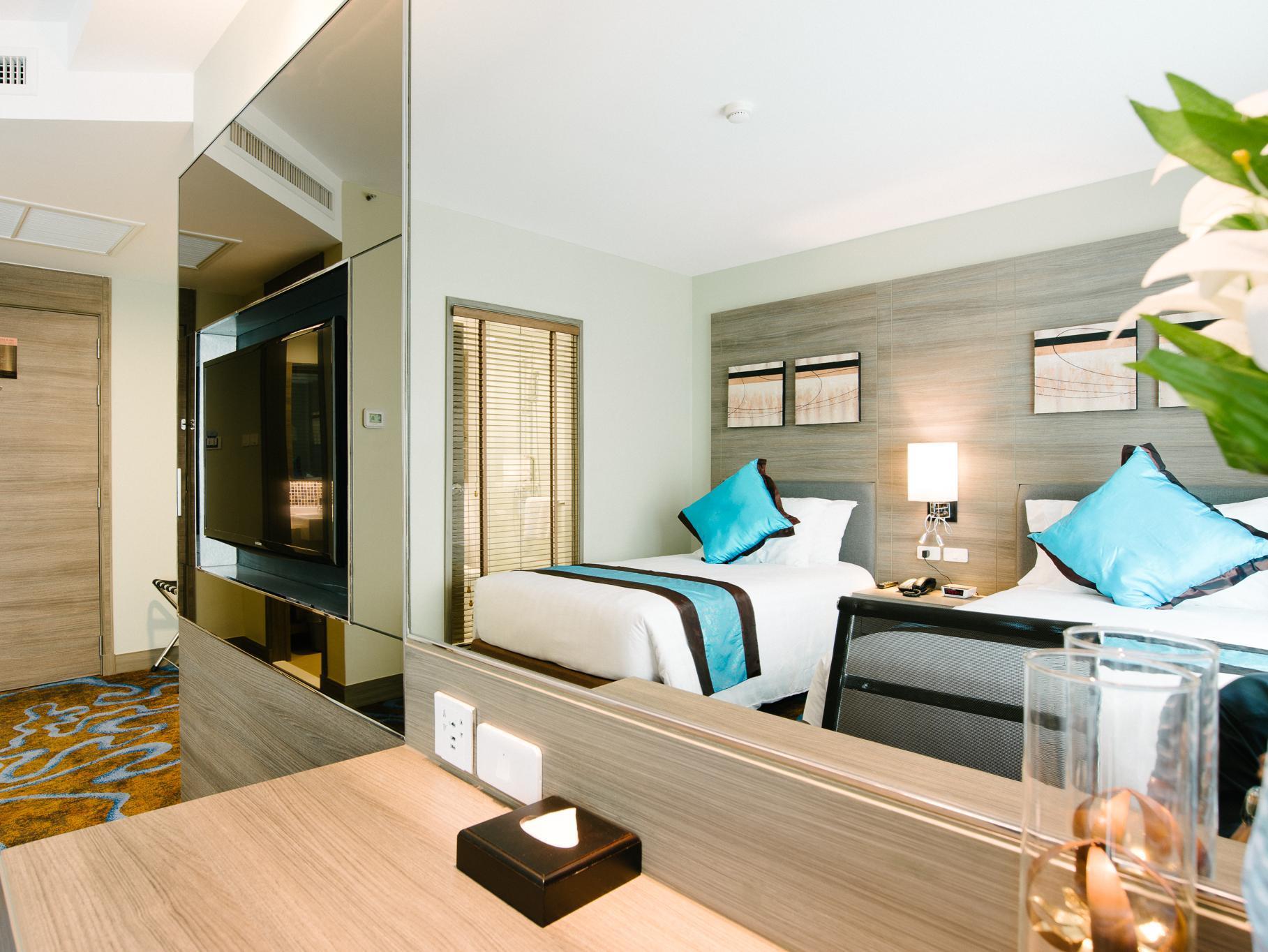 Comfy - Free WiFi access - Breakfast included