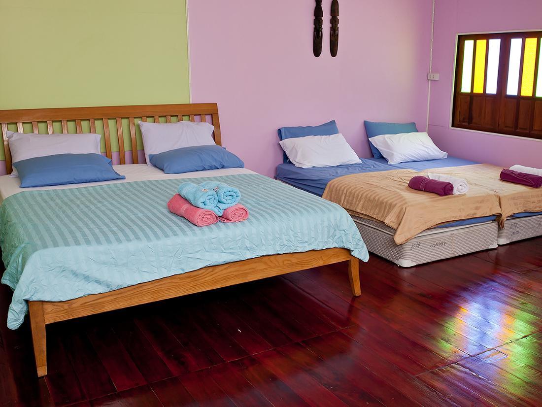 Good Luck Guesthouse Ayutthaya Thailand FAQ 2016, What facilities are there in Good Luck Guesthouse Ayutthaya Thailand 2016, What Languages Spoken are Supported in Good Luck Guesthouse Ayutthaya Thailand 2016, Which payment cards are accepted in Good Luck Guesthouse Ayutthaya Thailand , Thailand Good Luck Guesthouse Ayutthaya room facilities and services Q&A 2016, Thailand Good Luck Guesthouse Ayutthaya online booking services 2016, Thailand Good Luck Guesthouse Ayutthaya address 2016, Thailand Good Luck Guesthouse Ayutthaya telephone number 2016,Thailand Good Luck Guesthouse Ayutthaya map 2016, Thailand Good Luck Guesthouse Ayutthaya traffic guide 2016, how to go Thailand Good Luck Guesthouse Ayutthaya, Thailand Good Luck Guesthouse Ayutthaya booking online 2016, Thailand Good Luck Guesthouse Ayutthaya room types 2016.