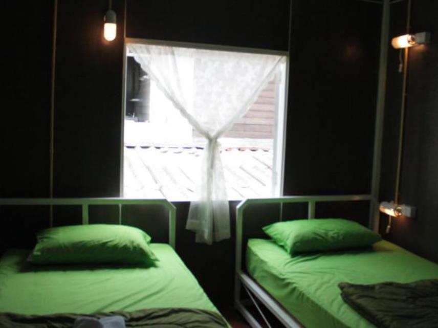  Standard Twin with Shared Bathroom - Best price guarantee