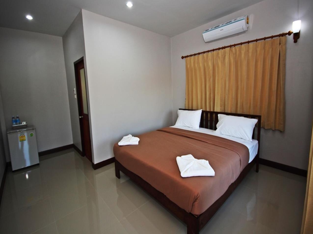 Double Room - Free WiFi access - Breakfast included