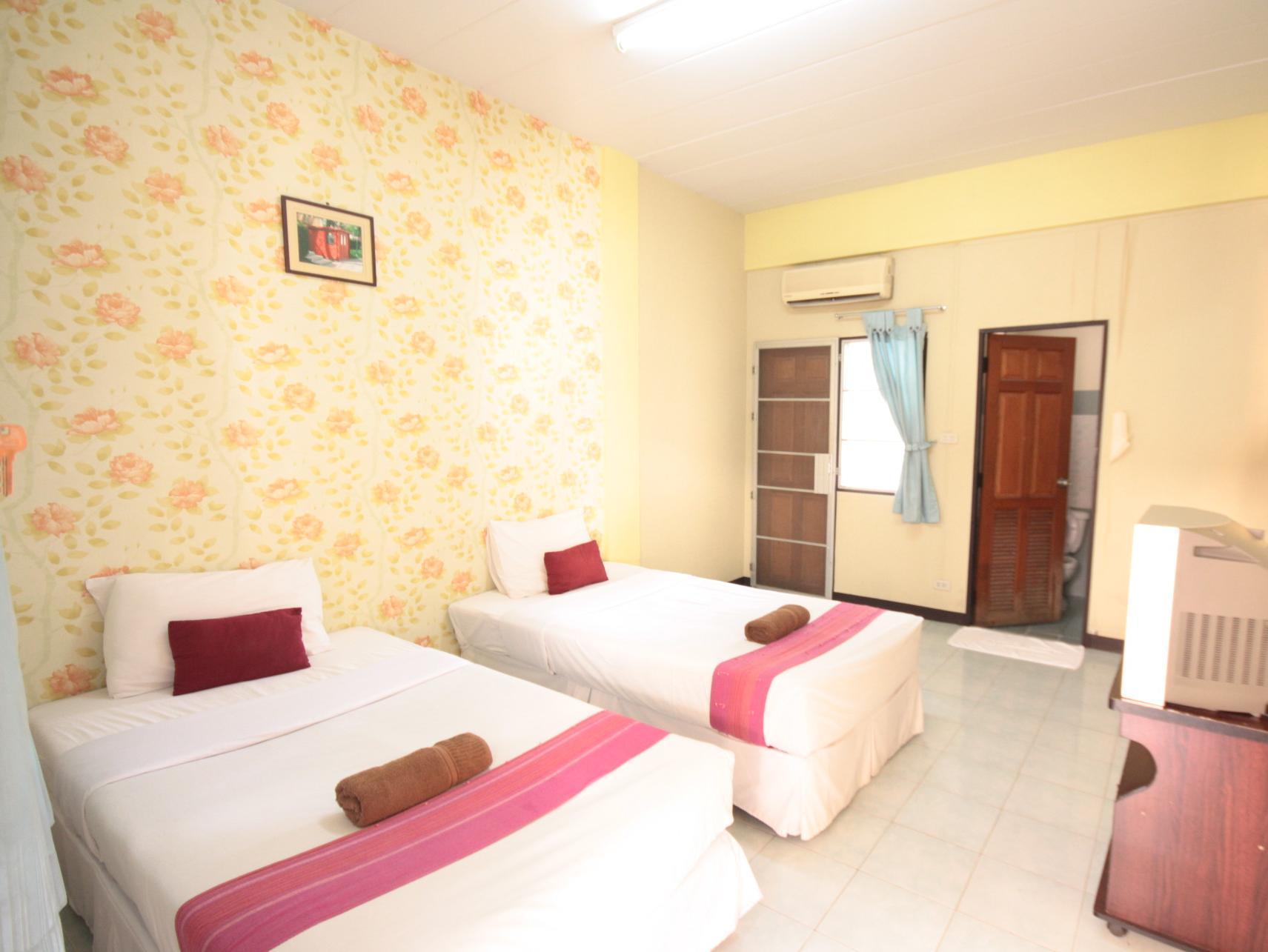 Service Apartment (Budget room) Twin Bed - Best price guarantee