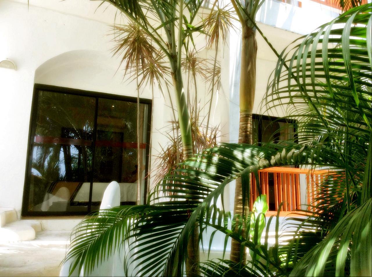 Grove Villa - 2 Bedrooms - Free WiFi access