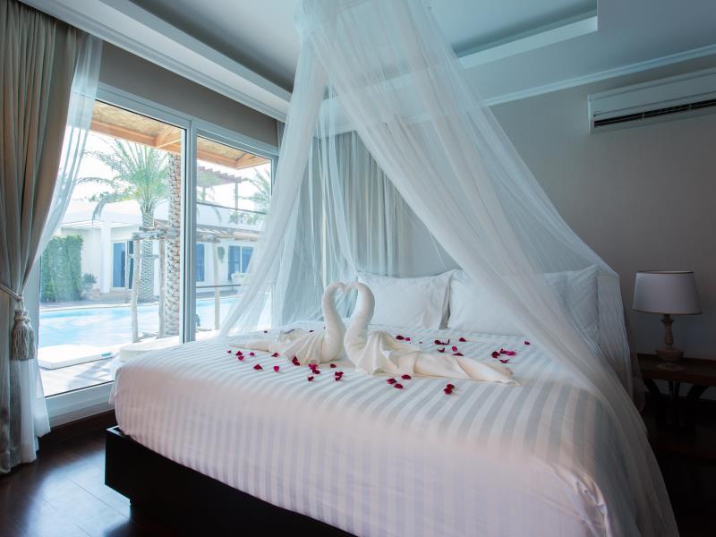 1 Bedroom Beach Front Villa - Free WiFi access