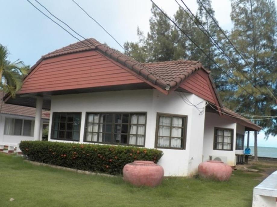Villa - Beachfront - Breakfast included